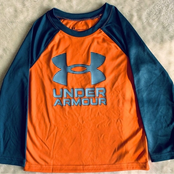 Under Armour Long Sleeve Dri-fit Size 4 - Picture 5 of 7